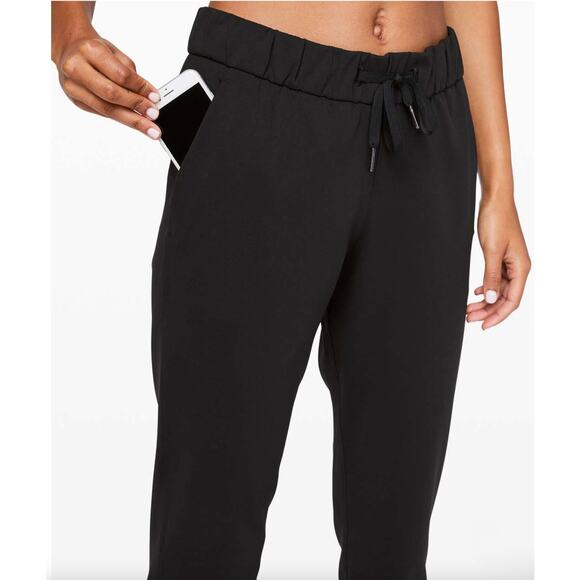 EUC Lululemon On the Fly 7/8 Pant Stretch High-Rise Black Sz 6 Minimalist Jogger - Picture 3 of 16